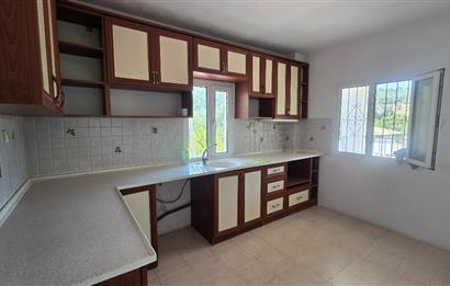YALIÇİFTLİK'TE YILLIK KİRALIK 3+1 DAİRE