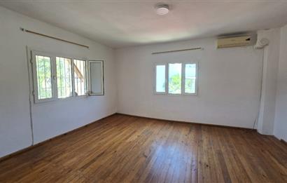 YALIÇİFTLİK'TE YILLIK KİRALIK 3+1 DAİRE