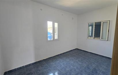 YALIÇİFTLİK'TE YILLIK KİRALIK 3+1 DAİRE