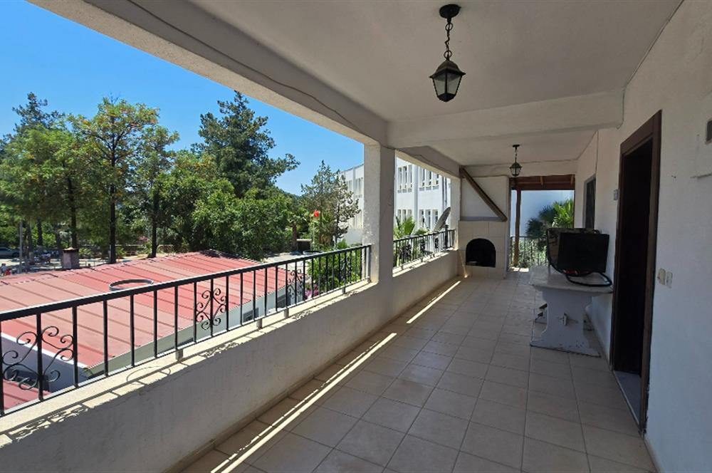 YALIÇİFTLİK'TE YILLIK KİRALIK 3+1 DAİRE