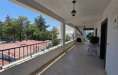 YALIÇİFTLİK'TE YILLIK KİRALIK 3+1 DAİRE