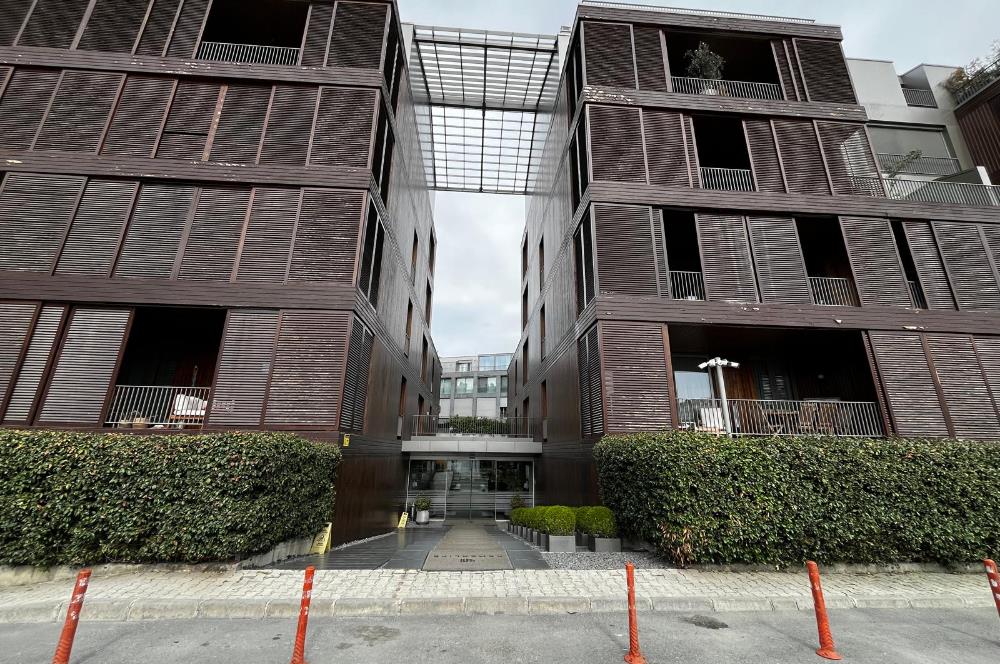 C21DEN KEMERLİFE 23'TE HARİKA MANZARALI VE TERASLI ÇATI DUBLEKSİ