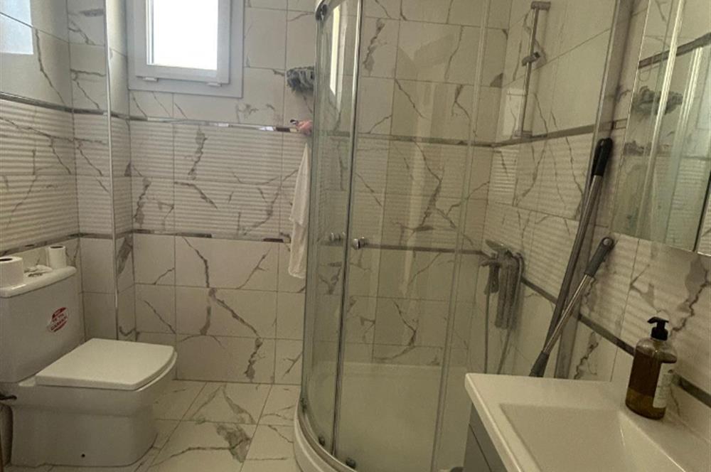 KARTAL YAKACIK ÇARŞI MAHALLESİNDE SATILIK FERAH 1+1 DAİRE