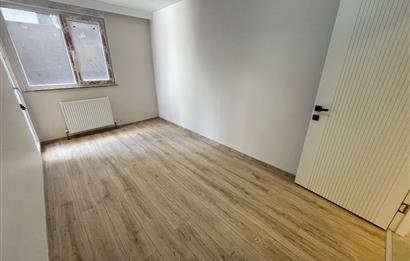 BOSTANCI ALTINTEPE'DE 0 BİNADA ÖN CEPHE LÜX 2+1