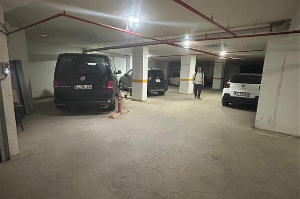 KARTAL YAKACIK ÇARŞI MAHALLESİNDE SATILIK FERAH 1+1 DAİRE