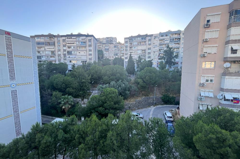 Egekent Şirinevler Sitesinde Ferah Manzaralı 3+1 Satılık Daire
