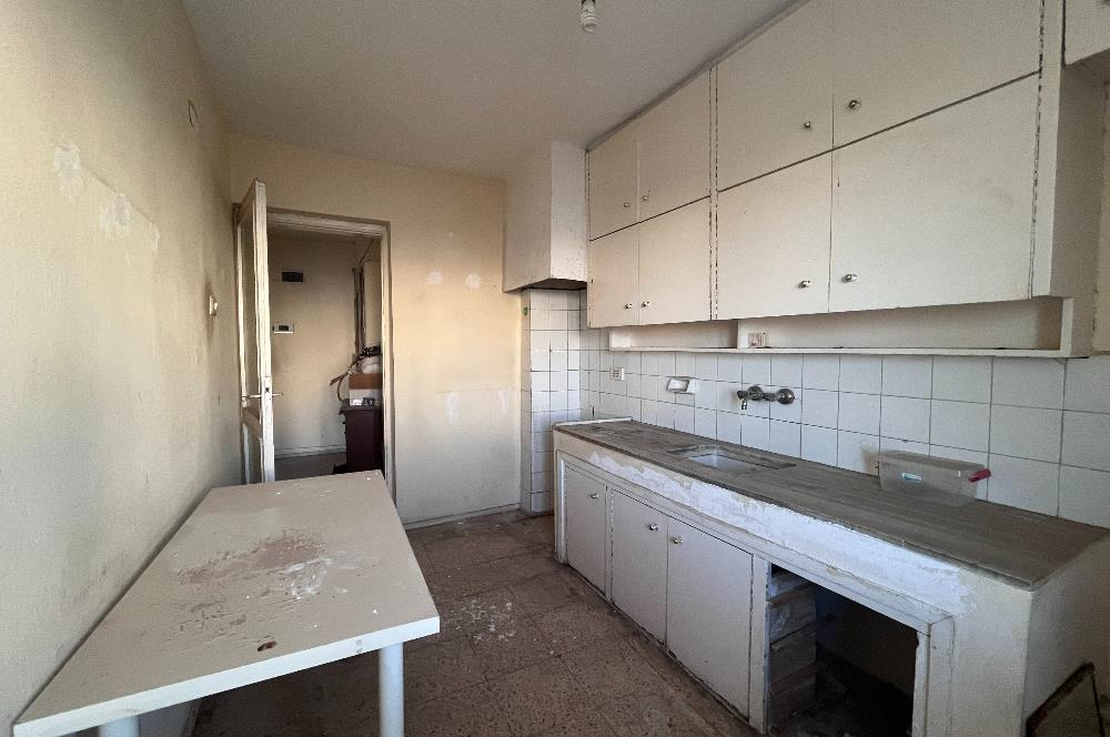 Egekent Şirinevler Sitesinde Ferah Manzaralı 3+1 Satılık Daire