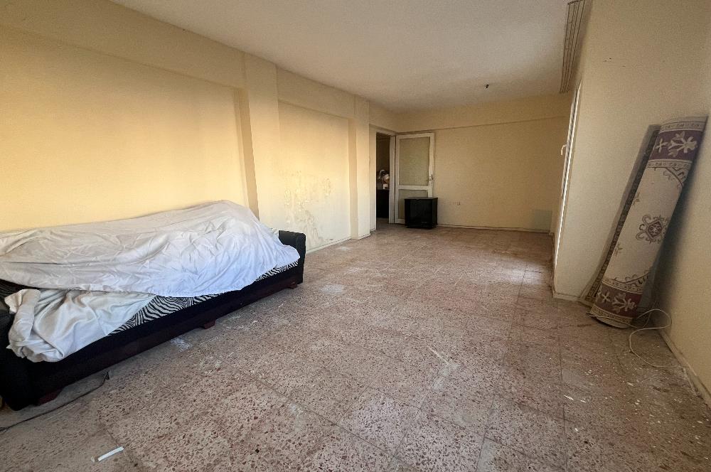 Egekent Şirinevler Sitesinde Ferah Manzaralı 3+1 Satılık Daire