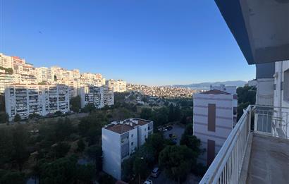 Egekent Şirinevler Sitesinde Ferah Manzaralı 3+1 Satılık Daire