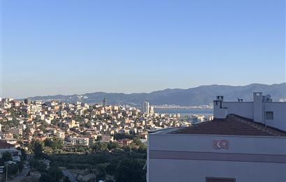 Egekent Şirinevler Sitesinde Ferah Manzaralı 3+1 Satılık Daire