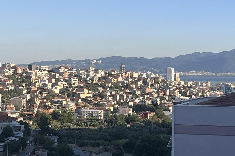 Egekent Şirinevler Sitesinde Ferah Manzaralı 3+1 Satılık Daire