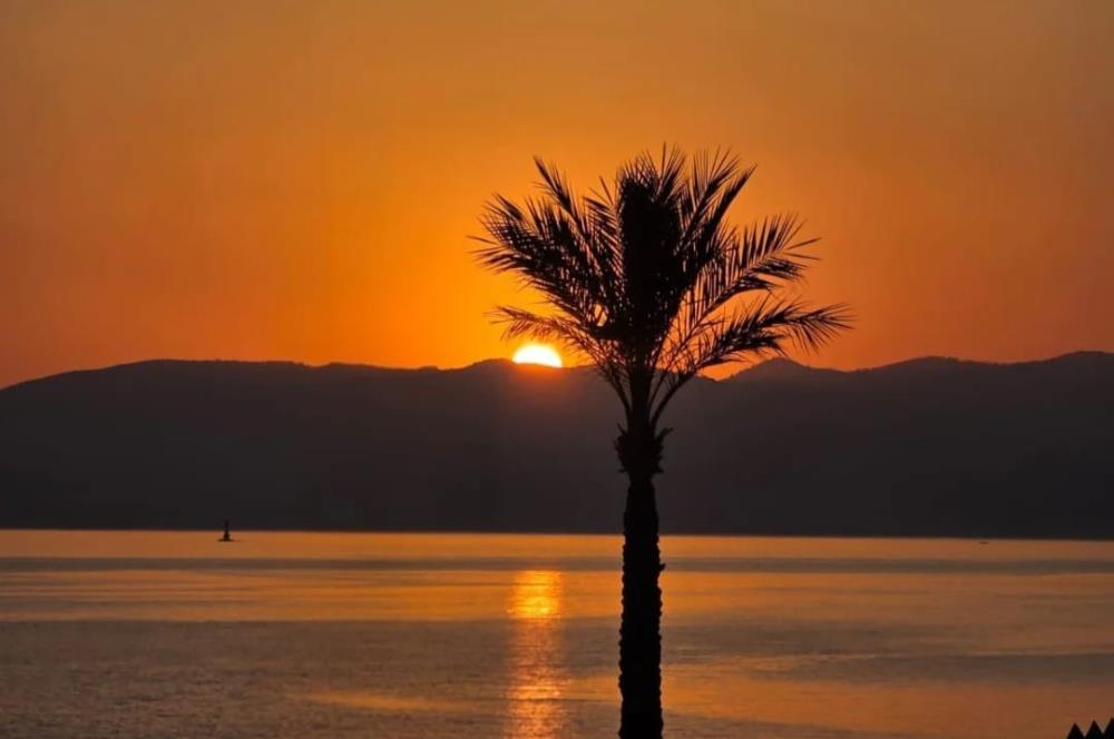 Çeşme Merkez'de Muhteşem Deniz Manzaralı 101 Günlük Kiralık