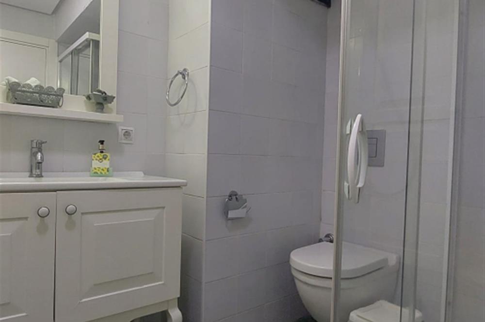 Çeşme Merkez'de Muhteşem Deniz Manzaralı 101 Günlük Kiralık