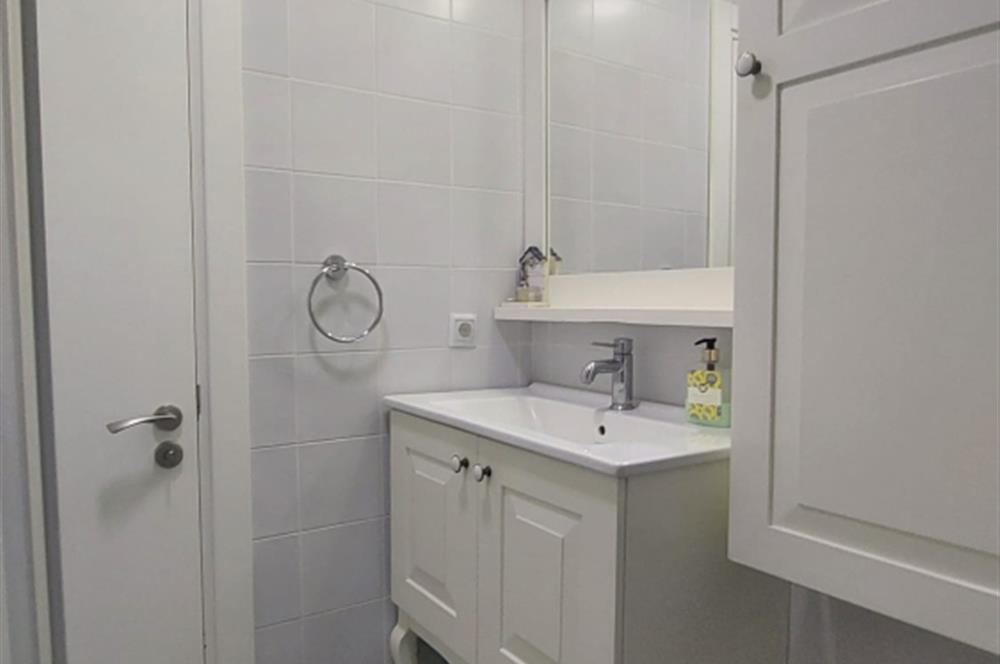 Çeşme Merkez'de Muhteşem Deniz Manzaralı 101 Günlük Kiralık