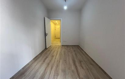 BOSTANCI ALTINTEPE'DE 0 BİNADA ÖN CEPHE LÜX 2+1