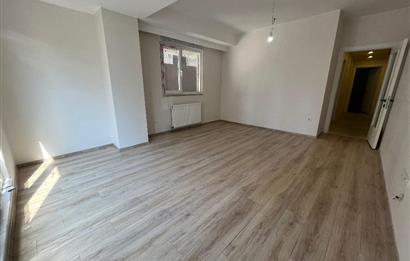 BOSTANCI ALTINTEPE'DE 0 BİNADA ÖN CEPHE LÜX 2+1