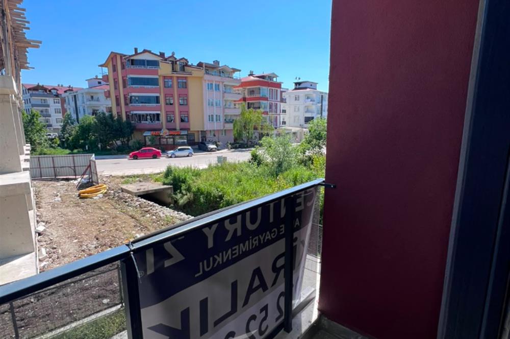 CENTURY 21 ' DEN DENİZE YÜRÜME MESAFESİNDE 1+1 KİRALIK DAİRE !