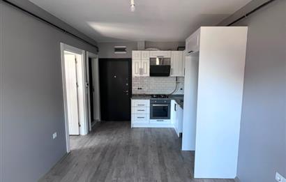 CENTURY 21 ' DEN DENİZE YÜRÜME MESAFESİNDE 1+1 KİRALIK DAİRE !