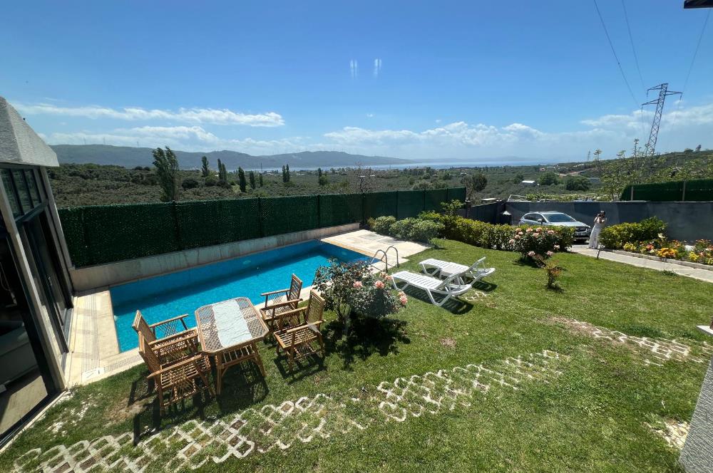 ERDEK'TE DENİZ MANZARALI KIŞ BAHÇELİ HAVUZLU 710 M2 MODERN VİLLA