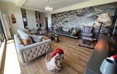 ERDEK'TE DENİZ MANZARALI KIŞ BAHÇELİ HAVUZLU 710 M2 MODERN VİLLA