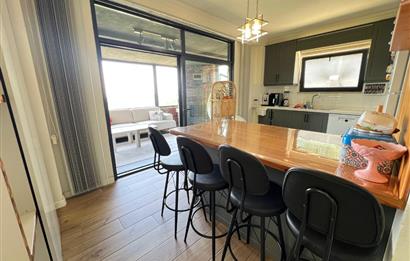 ERDEK'TE DENİZ MANZARALI KIŞ BAHÇELİ HAVUZLU 710 M2 MODERN VİLLA