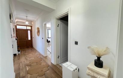 ERDEK'TE DENİZ MANZARALI KIŞ BAHÇELİ HAVUZLU 710 M2 MODERN VİLLA