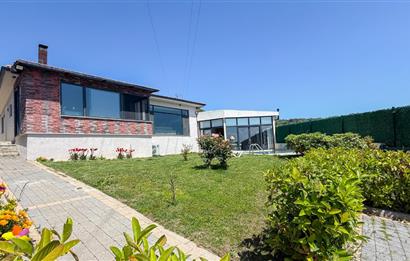 ERDEK'TE DENİZ MANZARALI KIŞ BAHÇELİ HAVUZLU 710 M2 MODERN VİLLA