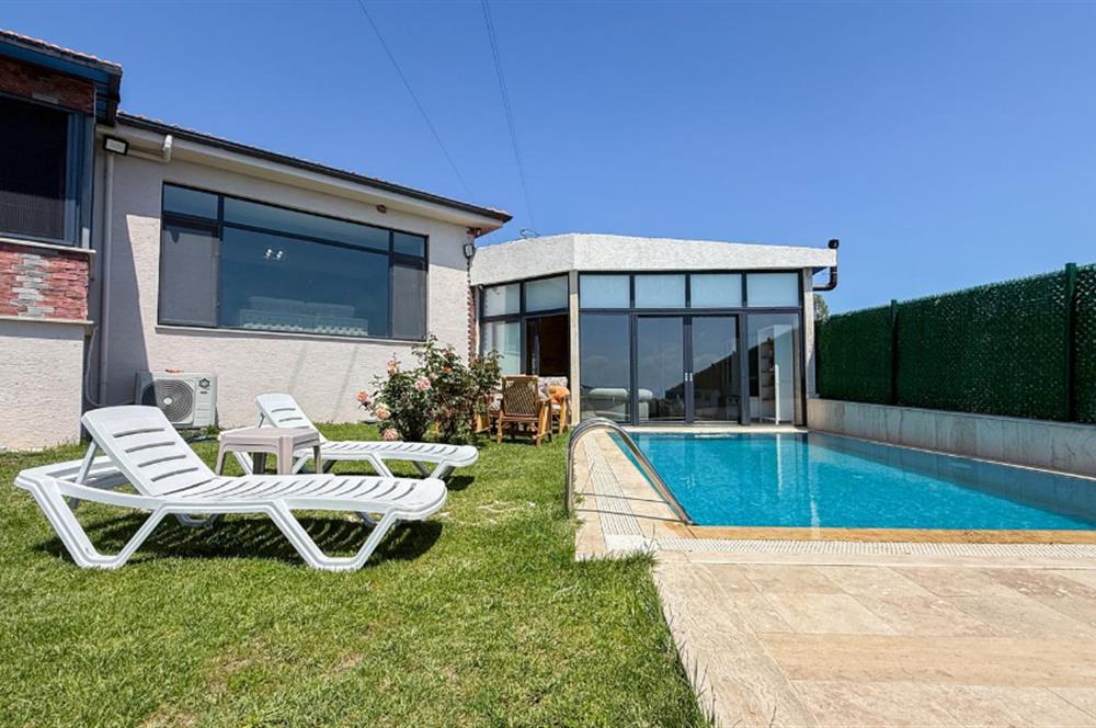ERDEK'TE DENİZ MANZARALI KIŞ BAHÇELİ HAVUZLU 710 M2 MODERN VİLLA