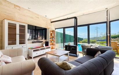 ERDEK'TE DENİZ MANZARALI KIŞ BAHÇELİ HAVUZLU 710 M2 MODERN VİLLA