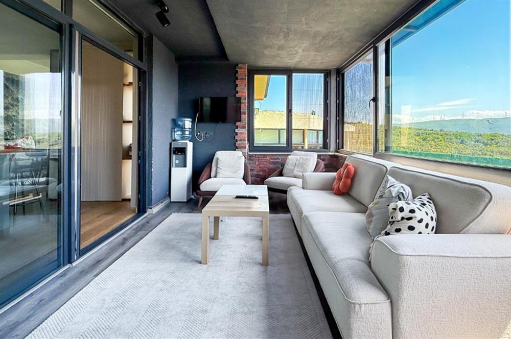 ERDEK'TE DENİZ MANZARALI KIŞ BAHÇELİ HAVUZLU 710 M2 MODERN VİLLA