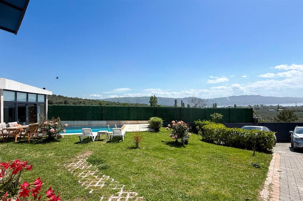 ERDEK'TE DENİZ MANZARALI KIŞ BAHÇELİ HAVUZLU 710 M2 MODERN VİLLA