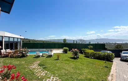 ERDEK'TE DENİZ MANZARALI KIŞ BAHÇELİ HAVUZLU 710 M2 MODERN VİLLA