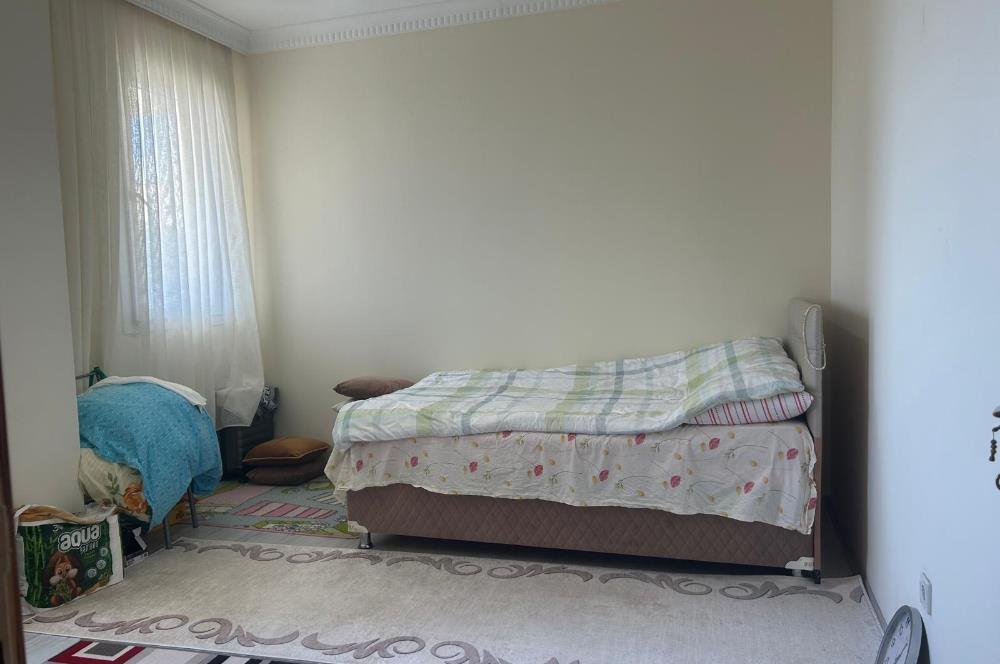 KARTAL YAKACIK ÇARŞI MAHALLESİNDE SATILIK FERAH 1+1 DAİRE