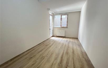 BOSTANCI ALTINTEPE'DE 0 BİNADA ÖN CEPHE LÜX 2+1