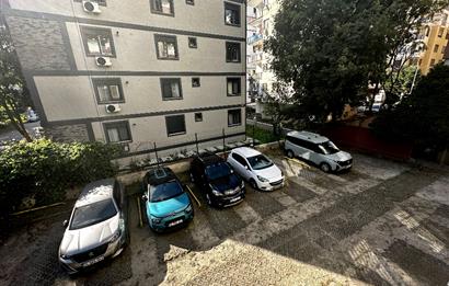 ATALAR KORDONBOYUNDA MARMARAY VE SAHİLE YAKIN SATILIK 3+1 DAİRE