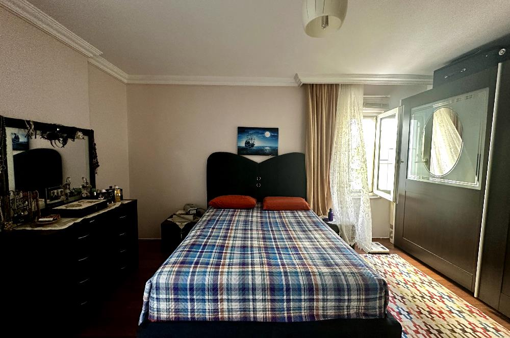 ATALAR KORDONBOYUNDA MARMARAY VE SAHİLE YAKIN SATILIK 3+1 DAİRE