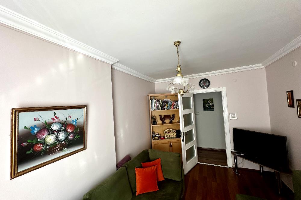 ATALAR KORDONBOYUNDA MARMARAY VE SAHİLE YAKIN SATILIK 3+1 DAİRE