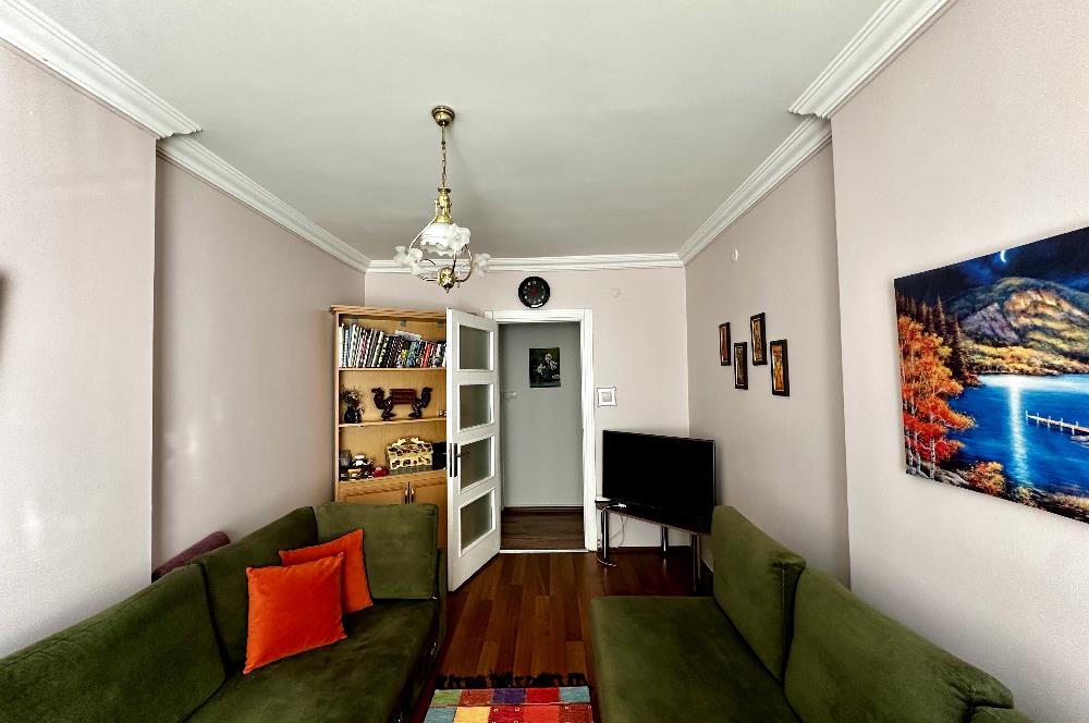 ATALAR KORDONBOYUNDA MARMARAY VE SAHİLE YAKIN SATILIK 3+1 DAİRE