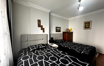 ATALAR KORDONBOYUNDA MARMARAY VE SAHİLE YAKIN SATILIK 3+1 DAİRE