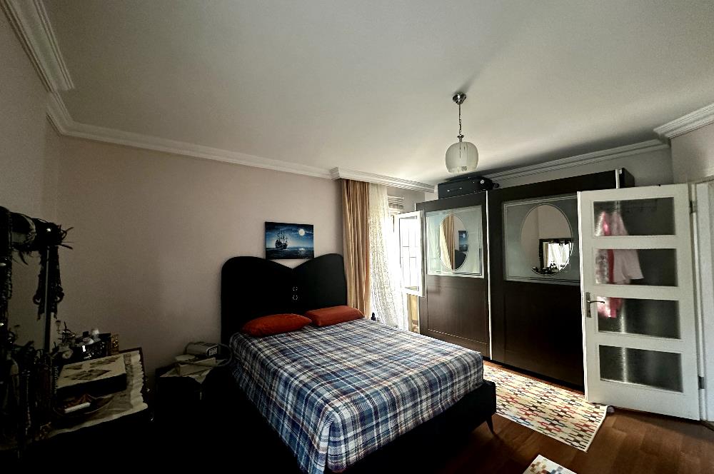 ATALAR KORDONBOYUNDA MARMARAY VE SAHİLE YAKIN SATILIK 3+1 DAİRE