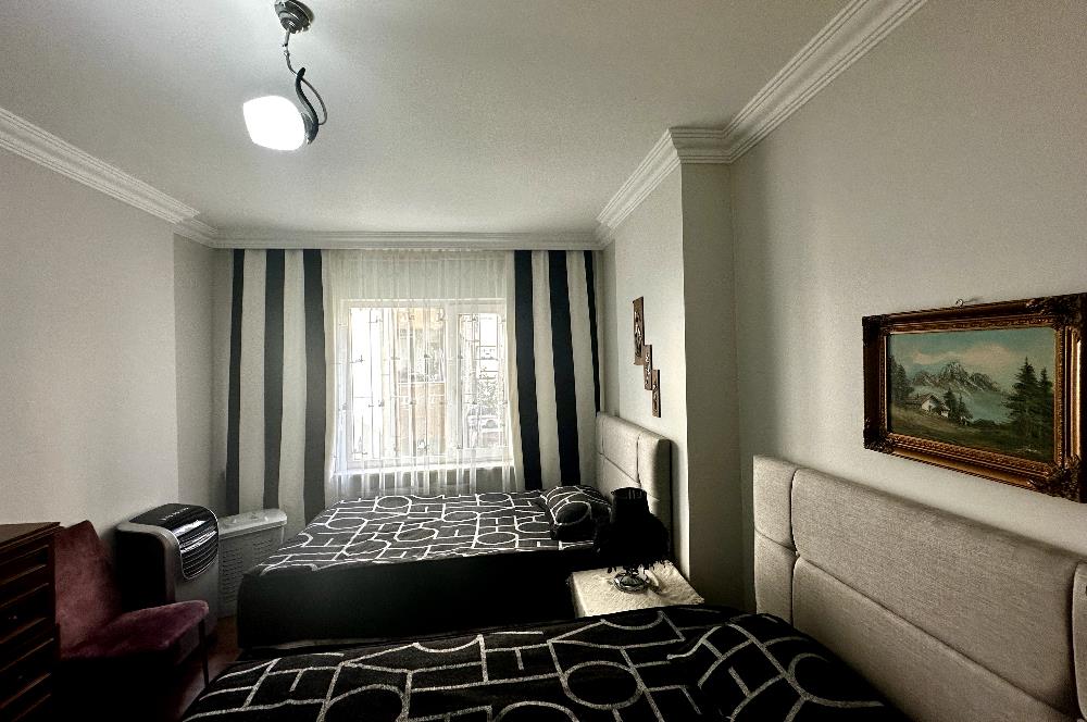 ATALAR KORDONBOYUNDA MARMARAY VE SAHİLE YAKIN SATILIK 3+1 DAİRE