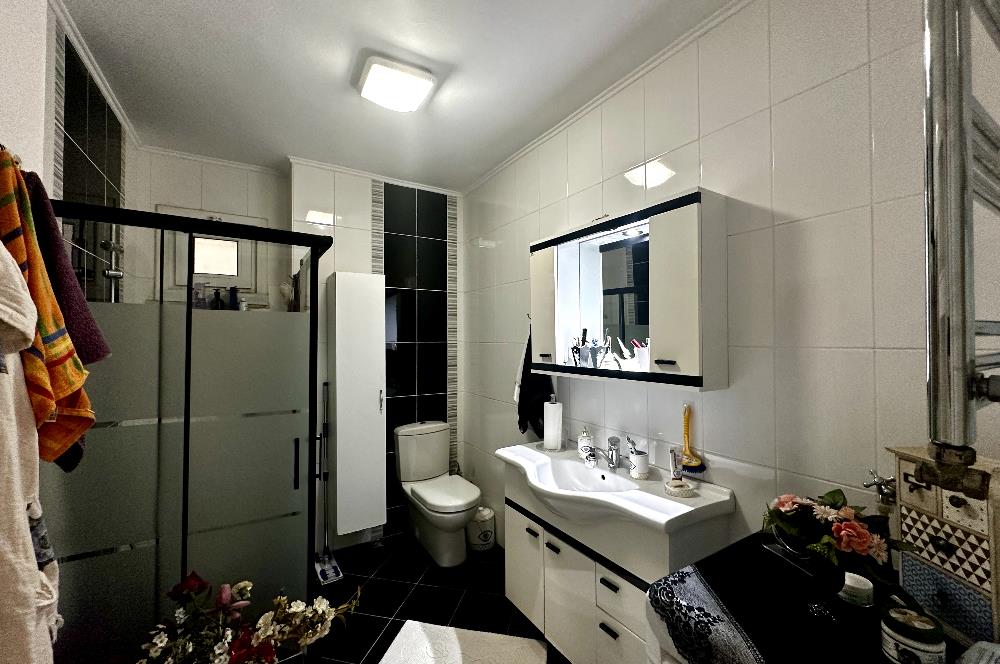 ATALAR KORDONBOYUNDA MARMARAY VE SAHİLE YAKIN SATILIK 3+1 DAİRE