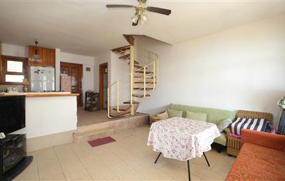 C21 Cius; Armutlu-Fıstıklı Site İçerisinde Denize Sıfır Villa