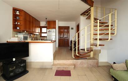 C21 Cius; Armutlu-Fıstıklı Site İçerisinde Denize Sıfır Villa