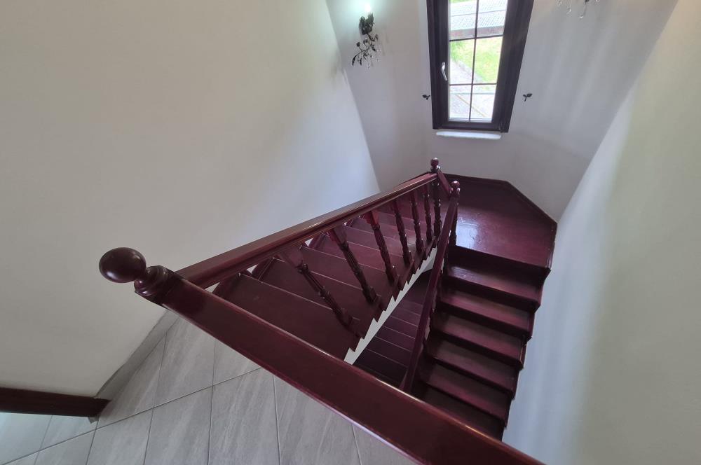  Zekeriyaköy Merkez'de Butik Sitede Kiralık Villa