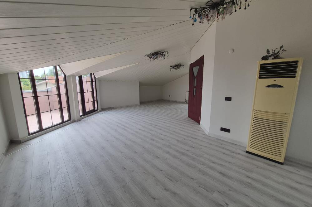  Zekeriyaköy Merkez'de Butik Sitede Kiralık Villa