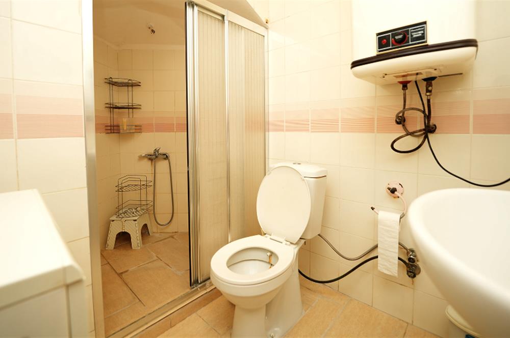 C21 Cius; Armutlu-Fıstıklı Site İçerisinde Denize Sıfır Villa