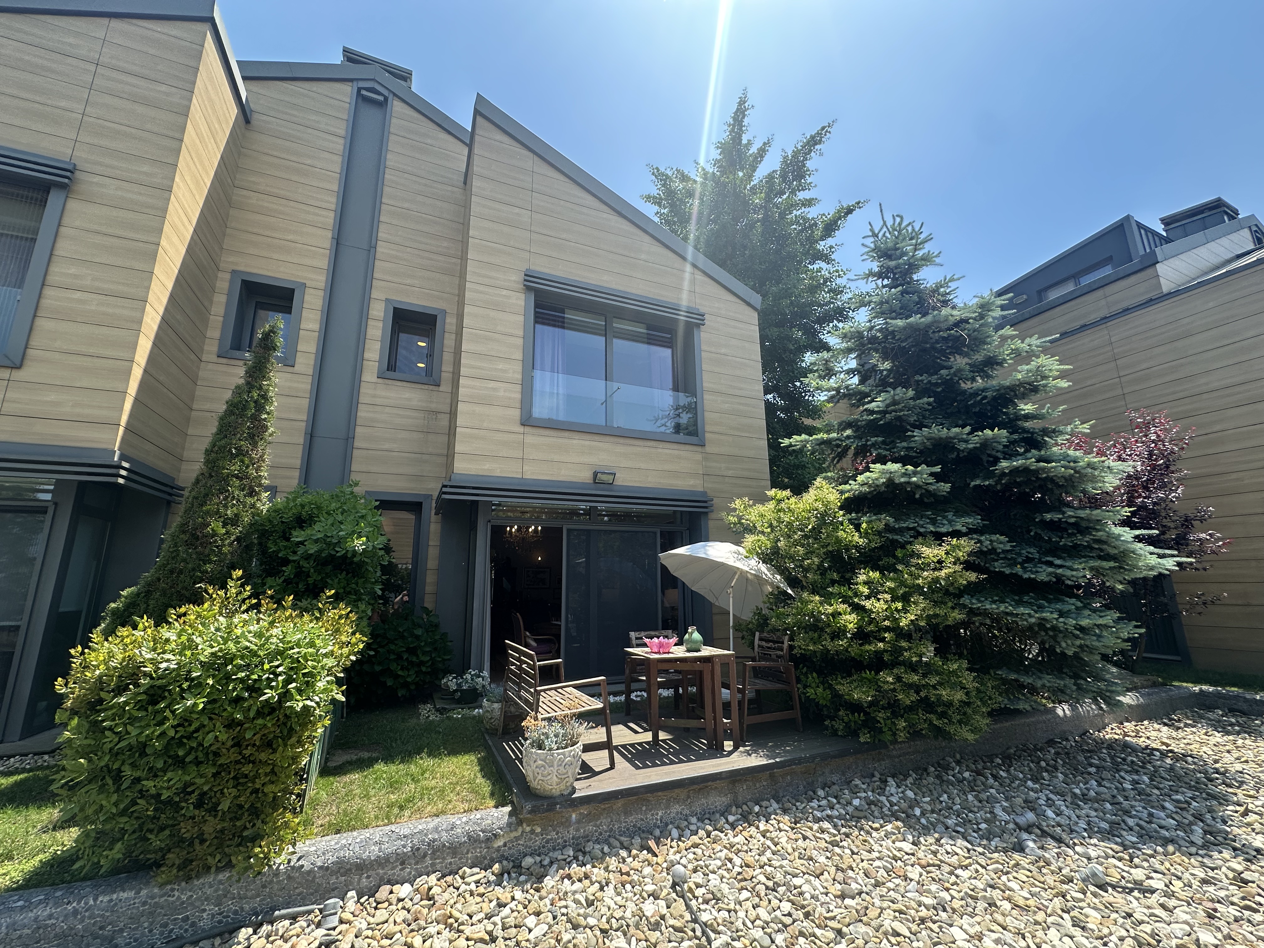 Uskumruköy Terrace Doğa'da Doğa İçinde Sakin Konumlu 3+1 Villa