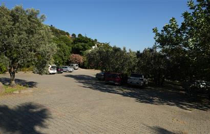 C21 Cius; Armutlu-Fıstıklı Site İçerisinde Denize Sıfır Villa