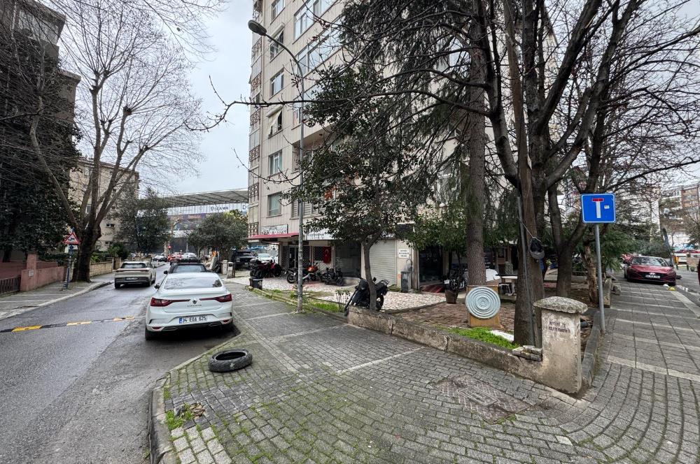 Zühtüpaşa'daYatırımlık Satılık 1+0 Ticari Dükkan